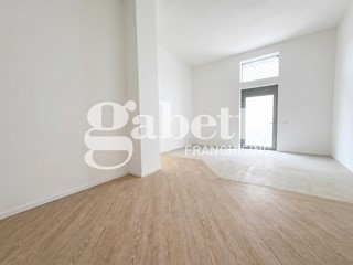 Trilocale in Affitto a Grumo Nevano, 900&euro;, 85 m²