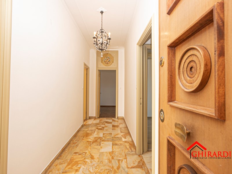 Appartamento in Affitto a Genova, zona Pegli, 1'200&euro;, 114 m², arredato
