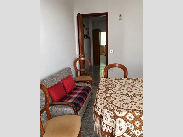 Quadrilocale in Vendita a Castrignano de' Greci, 60'000&euro;, 120 m²