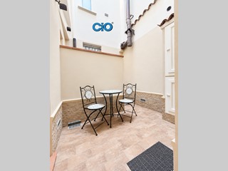 Bilocale in Affitto a Bologna, 1'200&euro;, 60 m², arredato
