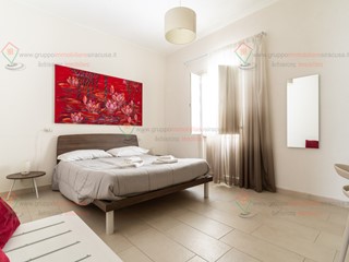 Trilocale in Vendita a Siracusa, zona ORTIGIA - UMBERTO, 230'000&euro;, 89 m²