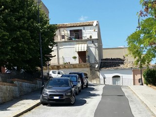 Trilocale in Vendita a Palazzolo Acreide, 38'000&euro;, 59 m², arredato