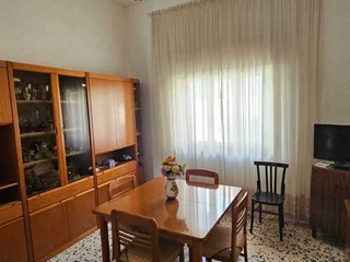 Trilocale in Vendita a Tremestieri Etneo, 115'000&euro;, 90 m², con Box
