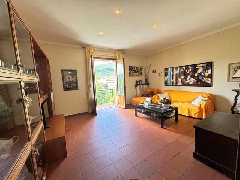 Appartamento in Vendita a Vaiano, 195'000&euro;, 120 m², arredato