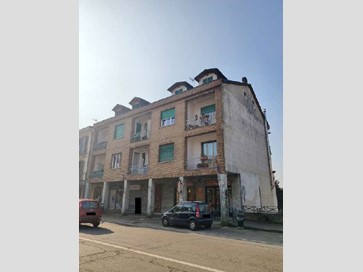 Appartamento in Vendita a Moncalieri, 147'375&euro;, 145 m²