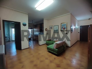 Trilocale in Vendita a Catania, 129'000&euro;, 90 m²