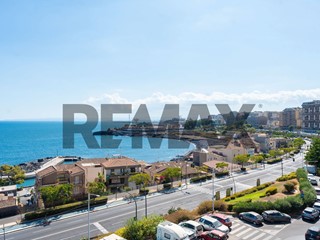 Appartamento in Vendita a Catania, 790'000&euro;, 160 m²
