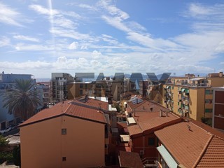 Appartamento in Vendita a Piombino, 125'000&euro;, 109 m²