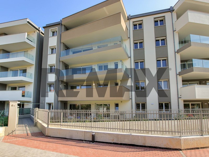 Quadrilocale in Vendita a Bergamo, 346'000&euro;, 155 m²