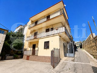 Quadrilocale in Vendita a Bacoli, 245'000&euro;, 110 m²