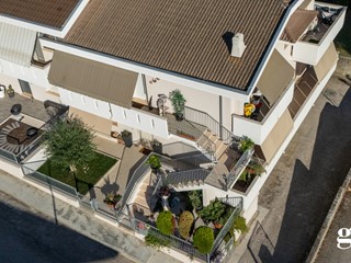 Quadrilocale in Vendita a Gradara, 325'000&euro;, 165 m², arredato, con Box
