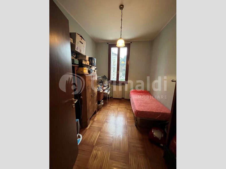 Appartamento in Vendita a Padova, 350'000&euro;, 146 m², con Box