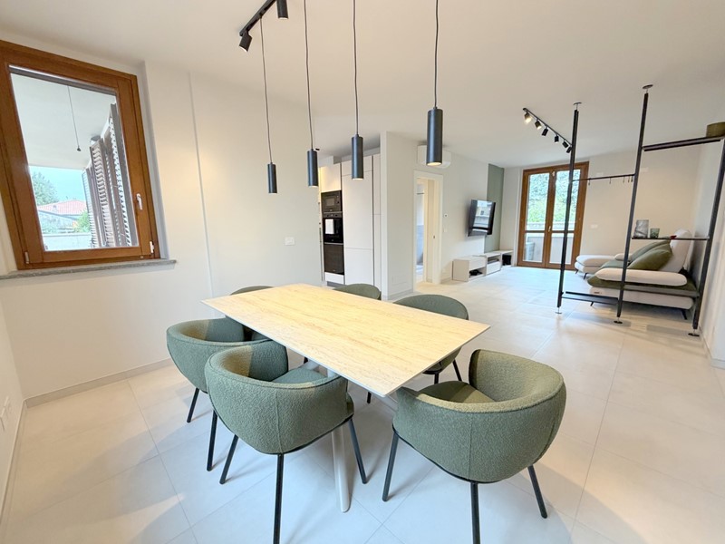 Trilocale in Vendita a Robecchetto con Induno, 287'000&euro;, 118 m², con Box