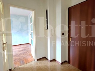 Bilocale in Vendita a Torino, 79'000&euro;, 47 m²