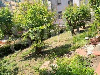 Trilocale in Vendita a Napoli, 395'000&euro;, 130 m², con Box