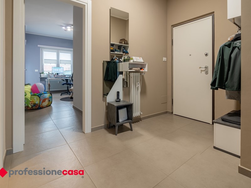 Quadrilocale in Vendita a Pinerolo, 248'000&euro;, 120 m², con Box