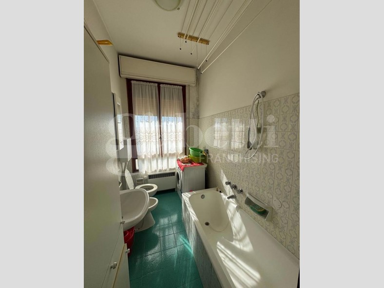 Quadrilocale in Vendita a Bologna, 309'000&euro;, 100 m²