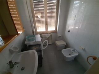 Quadrilocale in Vendita a Salò, 305'000&euro;, 92 m², con Box