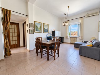 Quadrilocale in Affitto a Catanzaro, zona Fortuna, 750&euro;, 100 m², arredato