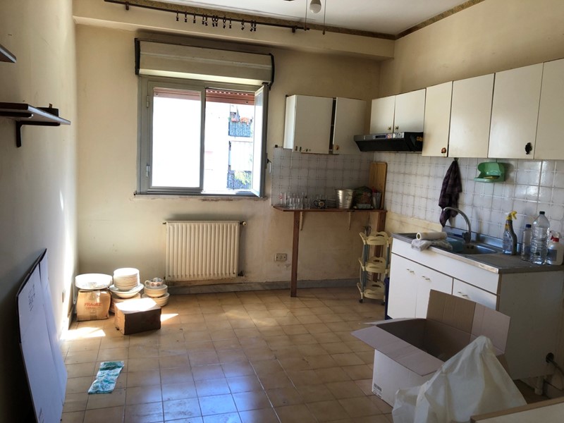 Quadrilocale in Vendita a Siracusa, zona Pizzuta Scala Greca, 60'000&euro;, 88 m²