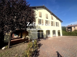 Quadrilocale in Vendita a San Giovanni in Persiceto, 205'000&euro;, 101 m²