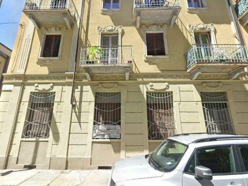 Trilocale in Vendita a Torino, 72'000&euro;, 65 m²