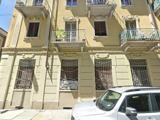 Trilocale in Vendita a Torino, 72'000&euro;, 65 m²