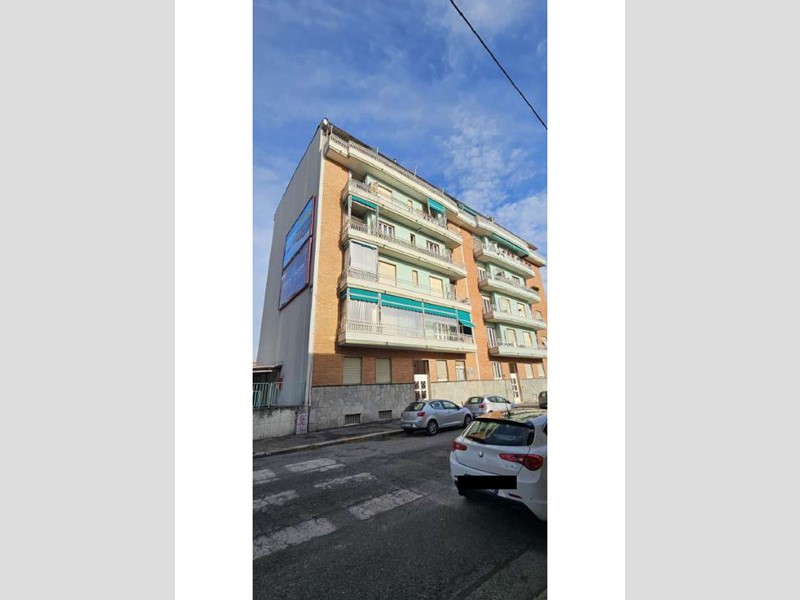 Bilocale in Vendita a Torino, 55'500&euro;, 58 m²
