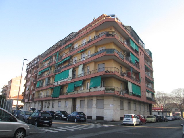 Trilocale in Vendita a Torino, 63'750&euro;, 79 m²