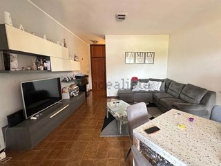 Quadrilocale in Vendita a Luni, zona Luni mare, 135'000&euro;, 90 m²