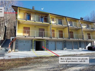 Quadrilocale in Vendita a Fivizzano, 19'828&euro;, 67 m², con Box