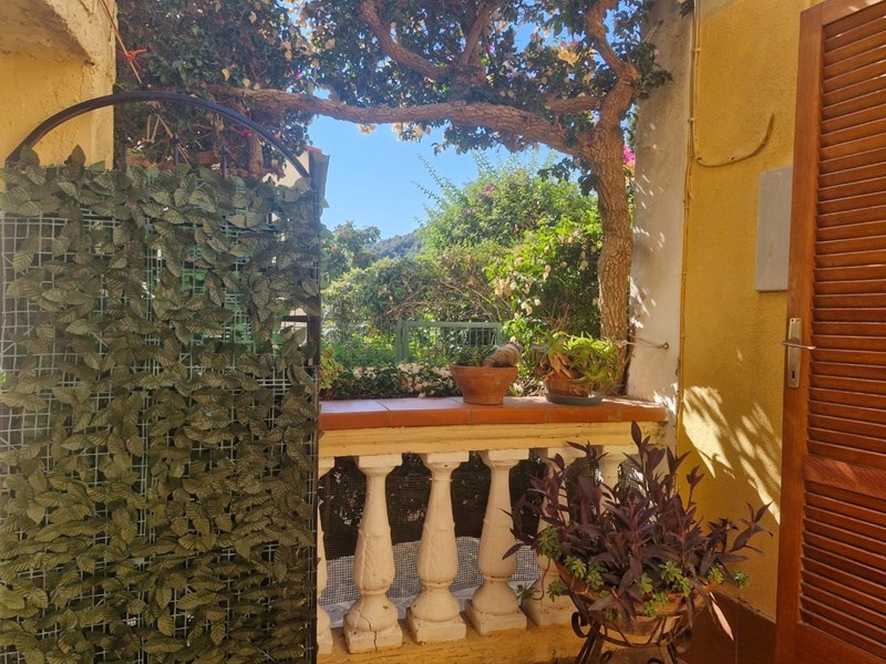 Appartamento in Vendita a Rio, zona Cavo, 140'000&euro;, 70 m²