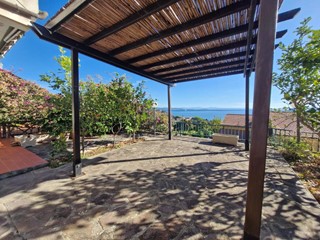 Trilocale in Vendita a Rio, zona Cavo, 220'000&euro;, 42 m², arredato, con Box