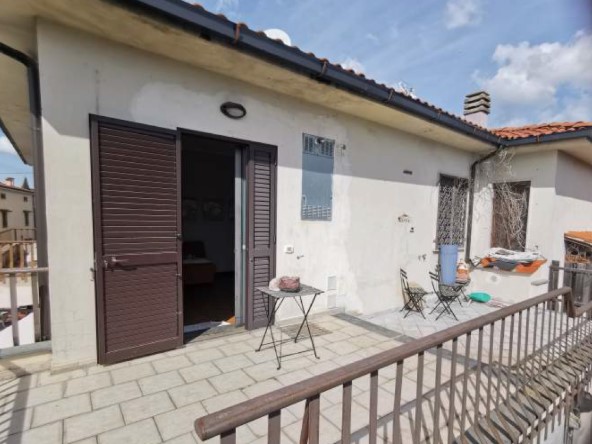 Appartamento in Vendita a San Giuliano Terme, zona Orzignano, 137'450&euro;, 89 m², arredato