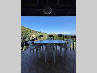 Quadrilocale in Vendita a Capannori, zona Colle di Compito, 125'000&euro;, 65 m², arredato