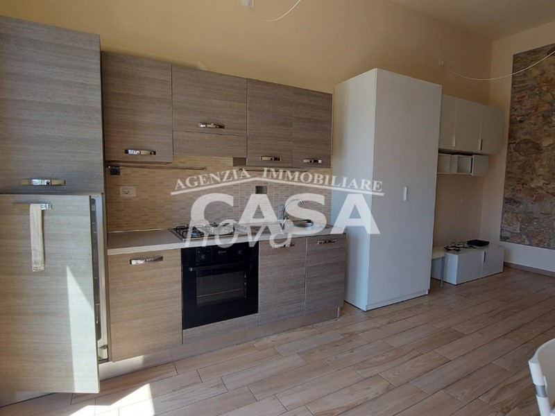 Monolocale in Affitto a Santa Maria a Monte, zona San Sebastiano, 460&euro;, 32 m², arredato