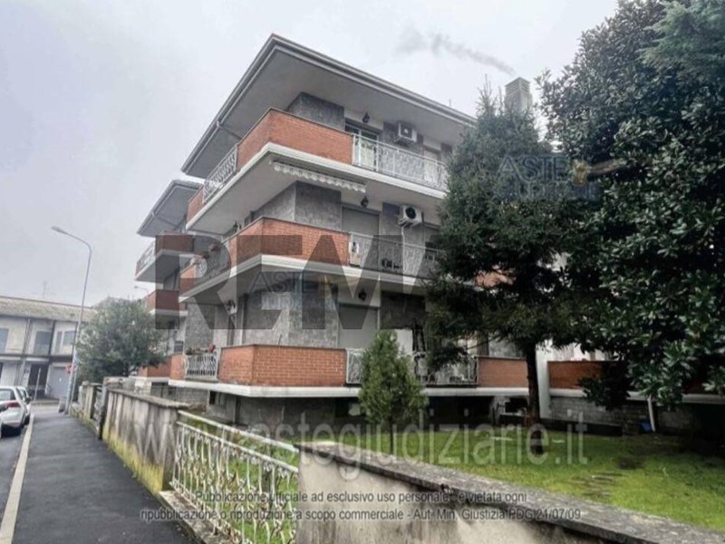 Trilocale in Vendita a Cerano, 39'375&euro;, 85 m²