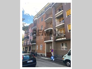 Trilocale in Vendita a Novara, 63'975&euro;, 78 m²