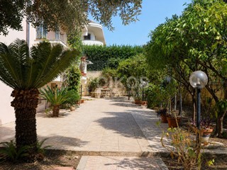 Appartamento in Vendita a Avola, 300'000&euro;, 140 m²