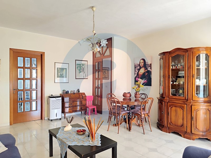 Quadrilocale in Vendita a Bari, 190'000&euro;, 118 m²