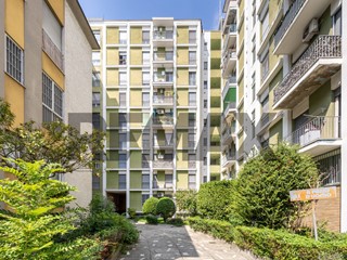 Bilocale in Vendita a Milano, 299'000&euro;, 64 m²