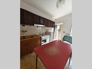 Appartamento in Vendita a Patrica, 9'500&euro;, 180 m²