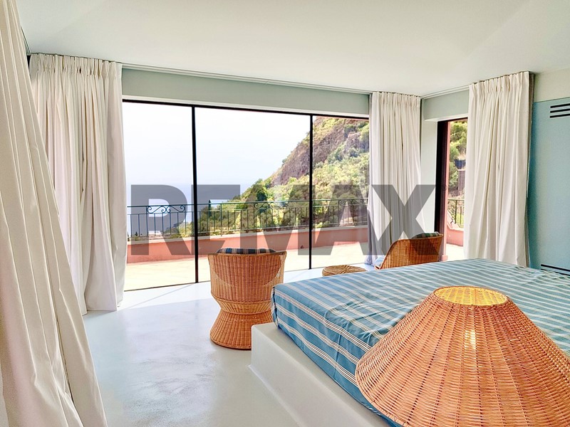 Quadrilocale in Vendita a Taormina, 995'000&euro;, 224 m²
