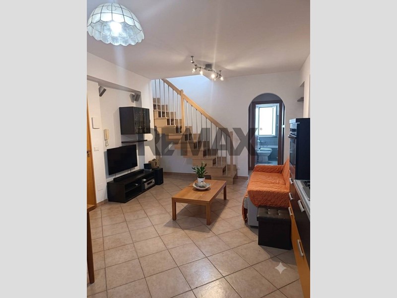 Appartamento in Vendita a Alì Terme, 149'000&euro;, 93 m²