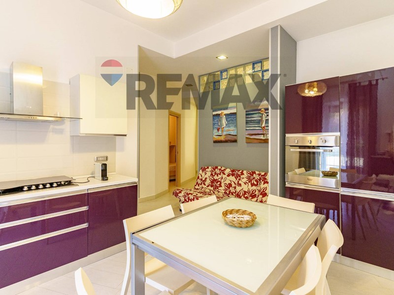 Bilocale in Vendita a Giardini Naxos, 179'000&euro;, 51 m²