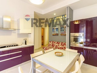 Bilocale in Vendita a Giardini Naxos, 179'000&euro;, 51 m²
