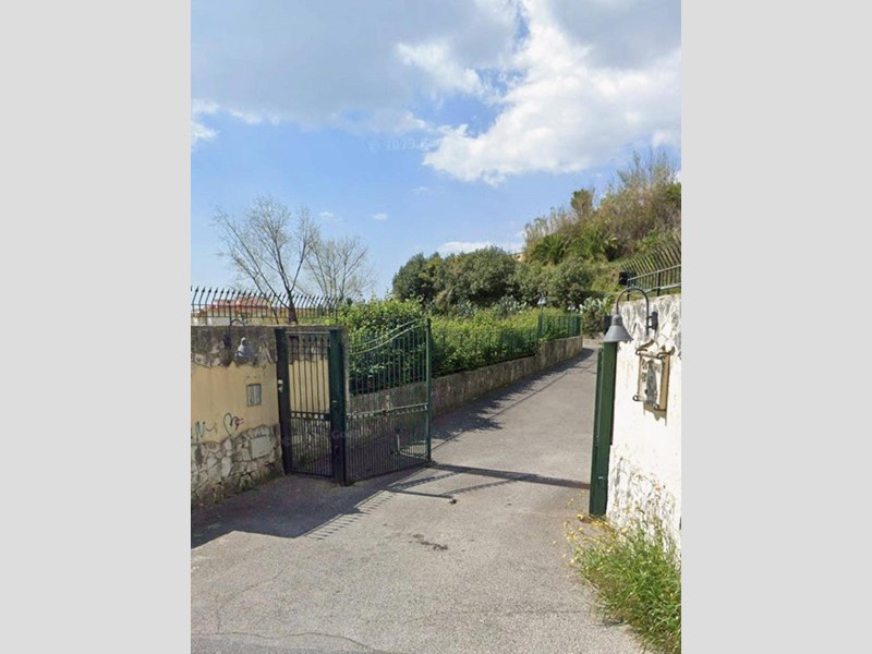 Trilocale in Affitto a Napoli, 1'200&euro;, 80 m²