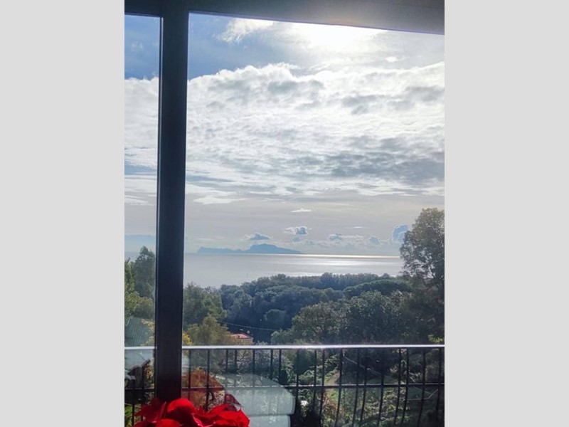Quadrilocale in Affitto a Napoli, 3'000&euro;, 130 m²