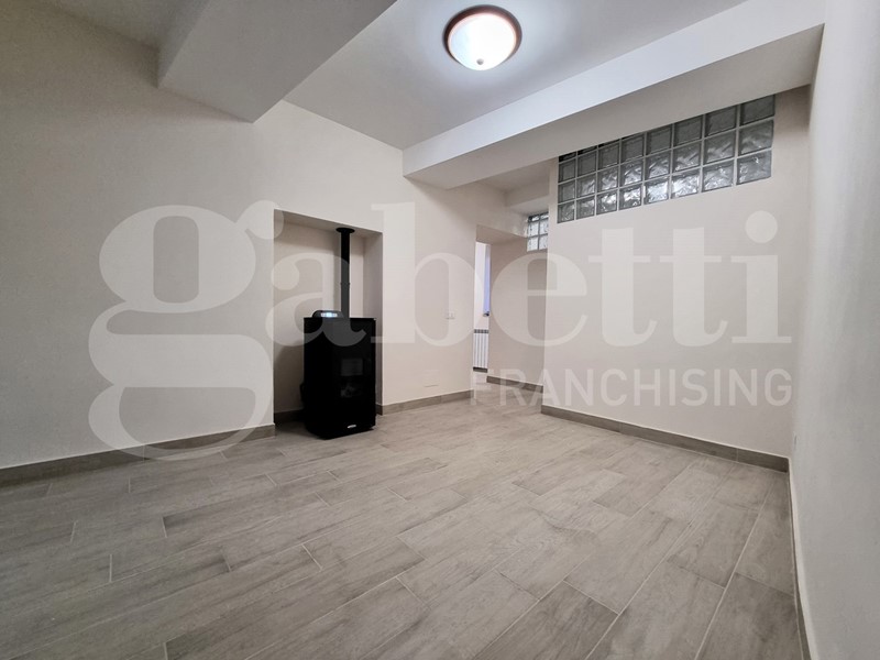 Trilocale in Affitto a Ponzano Romano, 400&euro;, 70 m², arredato