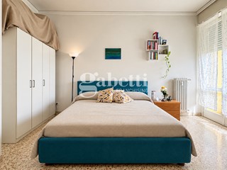 Appartamento in Vendita a Firenze, 440'000&euro;, 125 m²